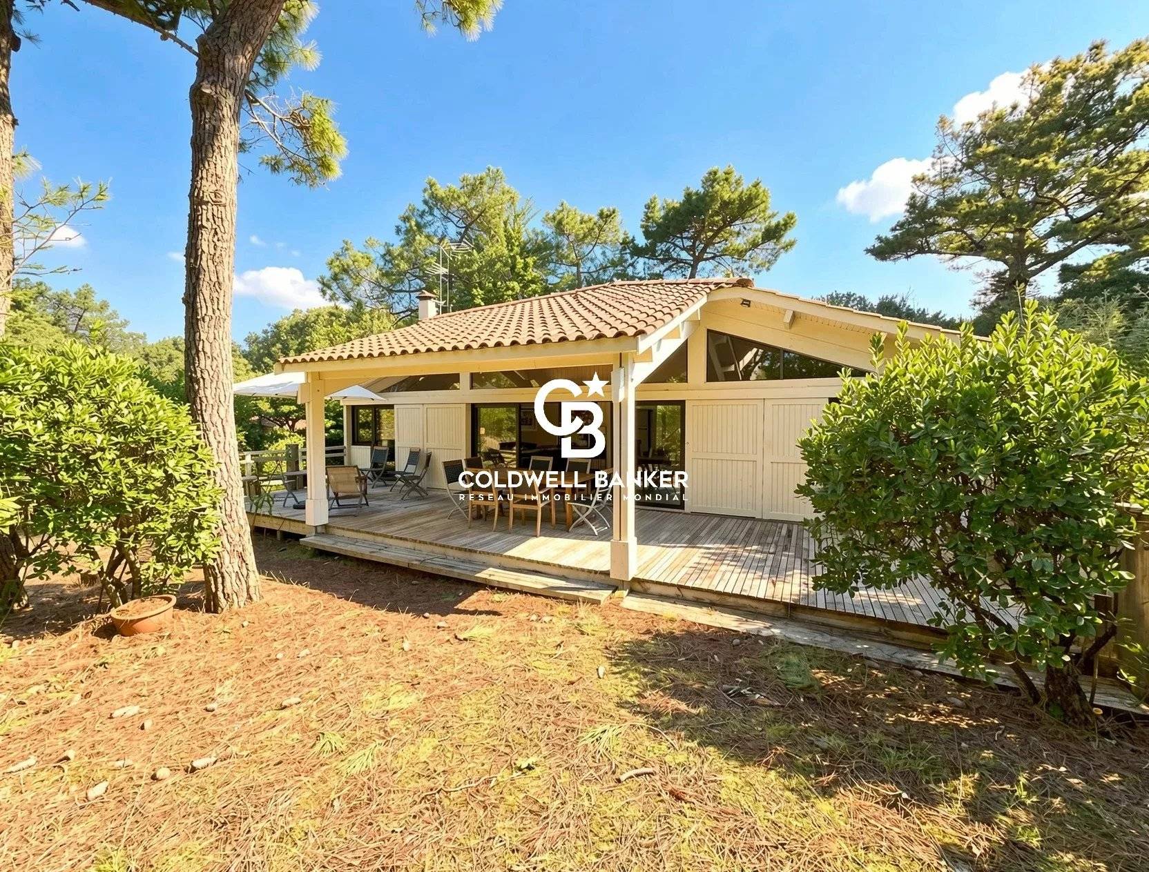 Maison a vendre Cap-Ferret - villa de plain-pied dans les pins, 4 chambres, terrain 1117 m² au calme