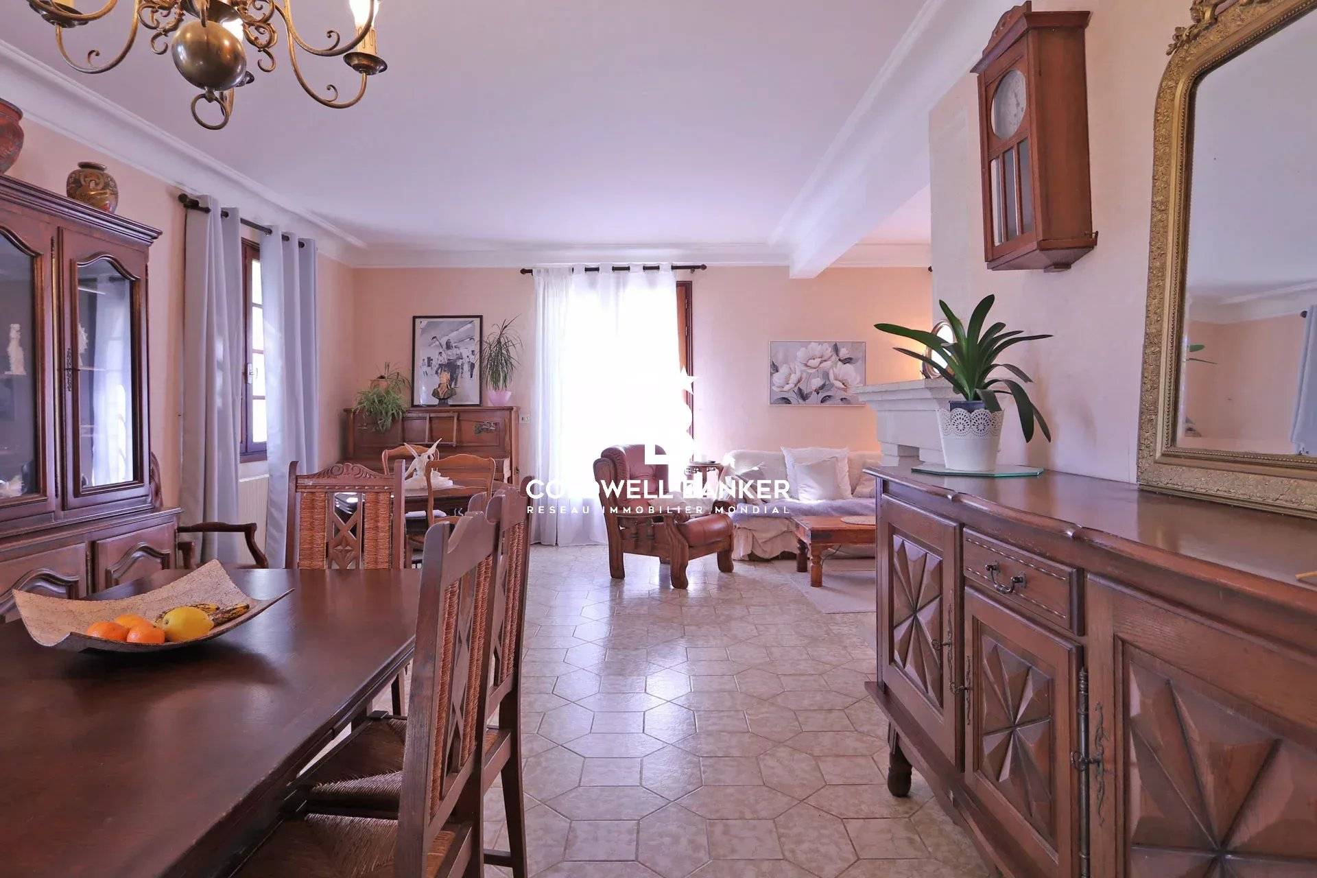 Maison à vendre Bergerac - maison périgourdine 5 chambres terrain 3 hectares source