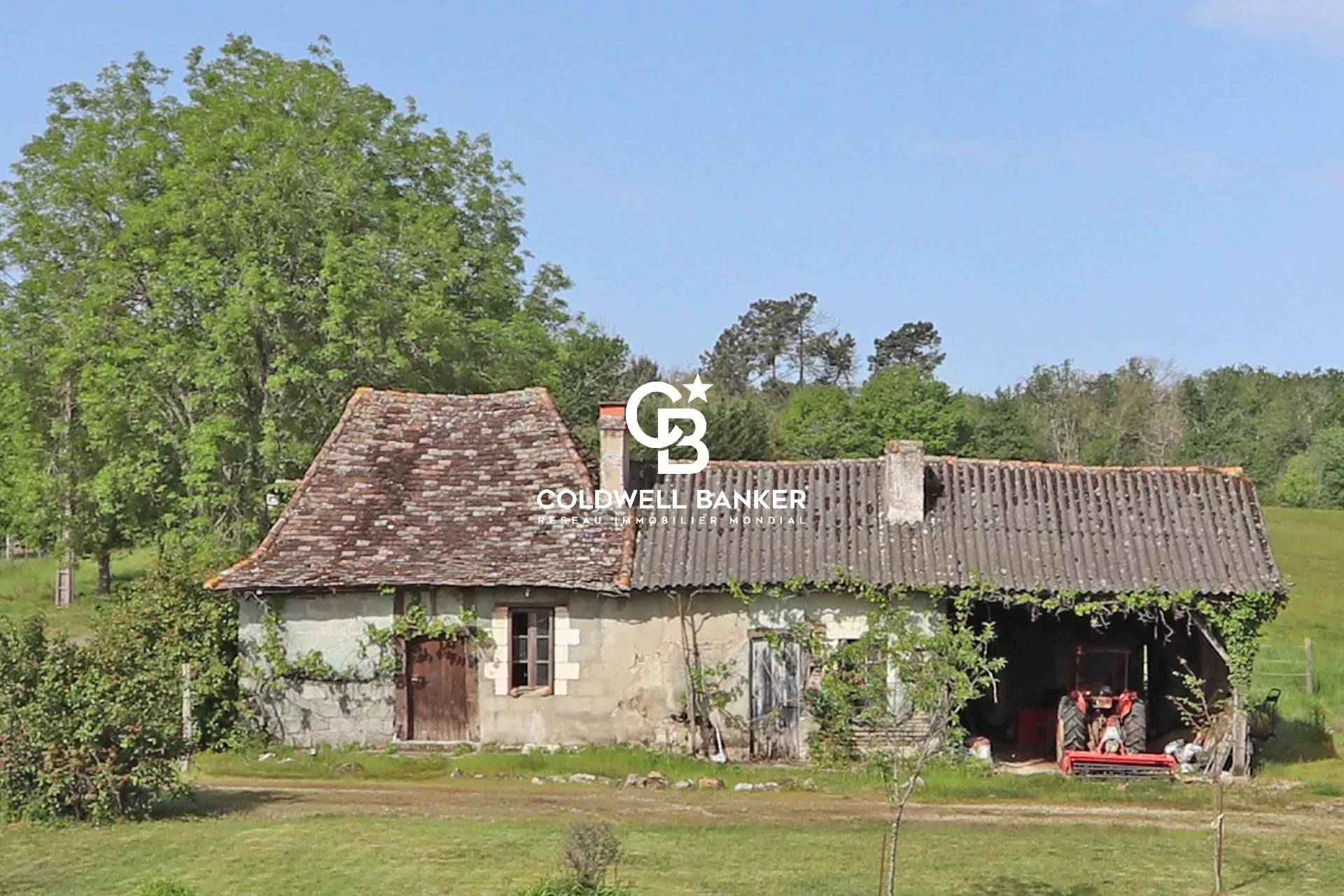 Maison à vendre Bergerac - propriété 29 hectares maisons dépendances lac verger