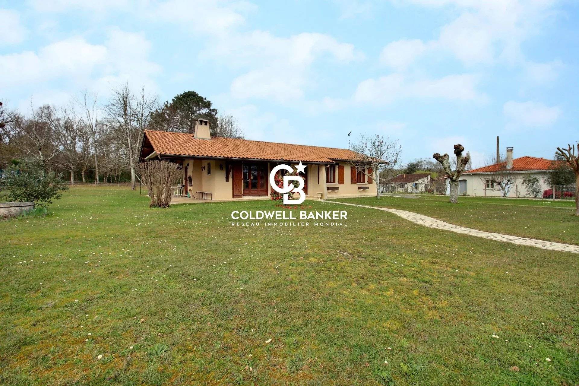 Maison à vendre Bordeaux - maison avec parc arboré de 8716 m² et terrain constructible