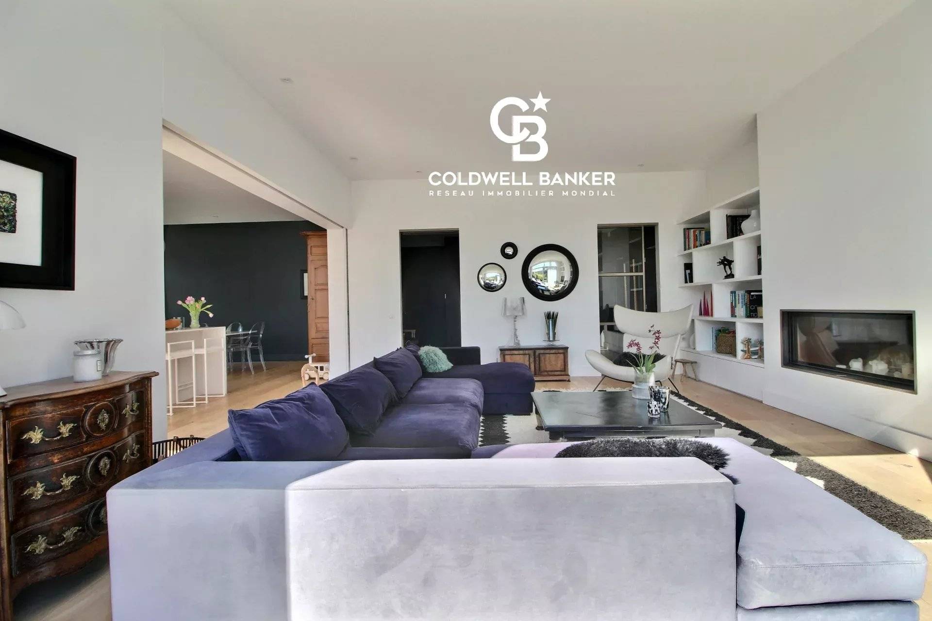 Maison à vendre Gradignan – villa contemporaine, piscine, jardin paysager, prestations haut de gamme