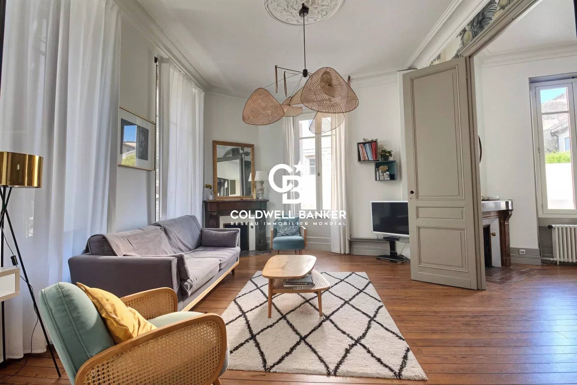 Maison à vendre Bordeaux Barrière du Médoc - maison en pierre 4 chambres, terrasse, garage