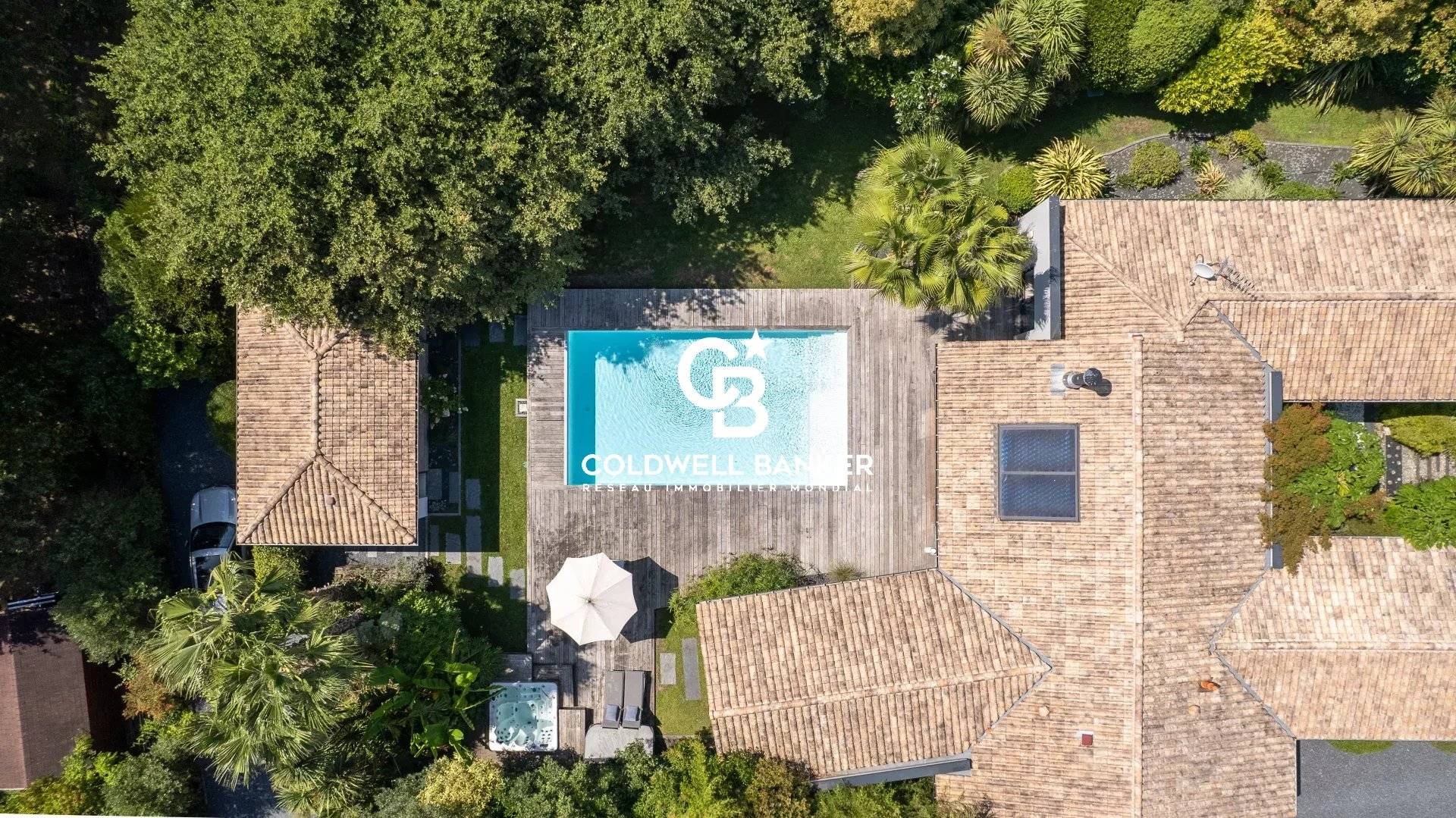 Maison à vendre Gujan-Mestras - villa d’architecte plain-pied 5 chambres piscine terrain 2000 m² meyran