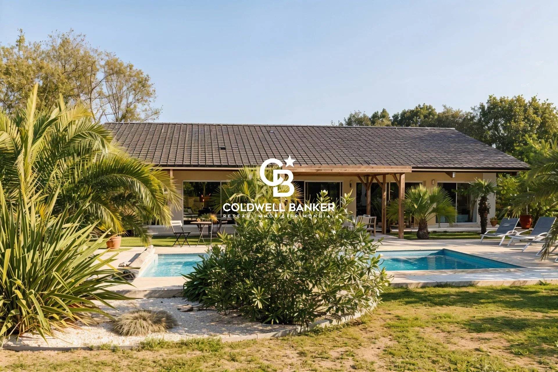 Maison à vendre Blanquefort - villa d’architecte 5 chambres piscine terrain 5000 m²