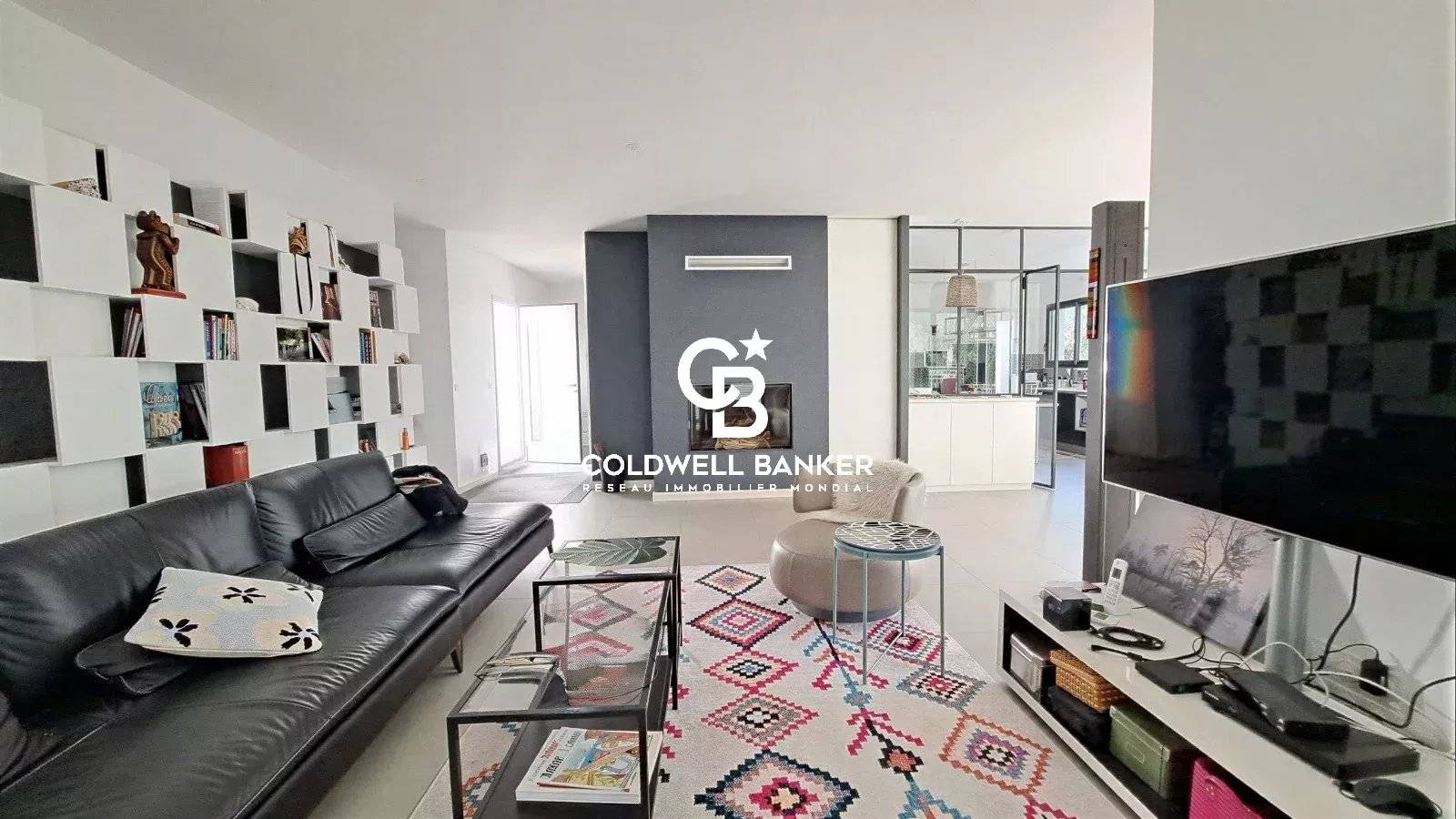 Maison à vendre Andernos-les-Bains - villa contemporaine, toit terrasse, piscine chauffée