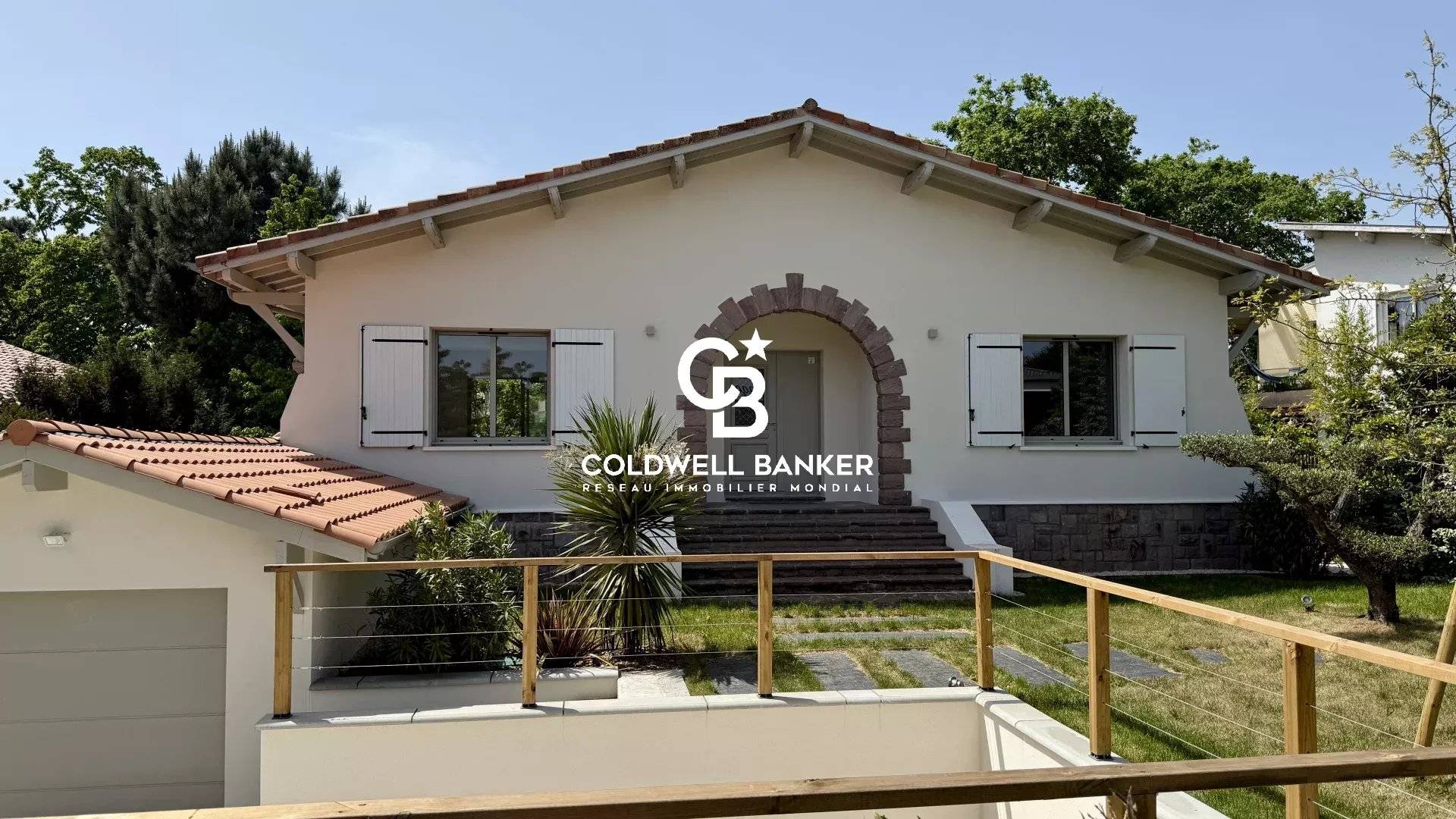 Maison à vendre Arcachon Pereire - villa rénovée 5 chambres avec piscine, proche plage