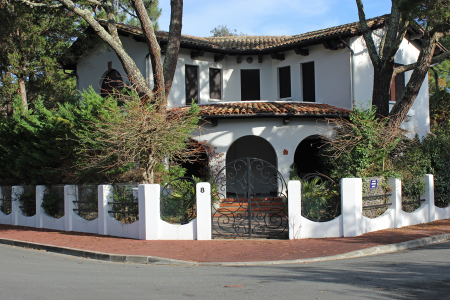 achat grande villa familiale basque-espagnol arcachon moulleau