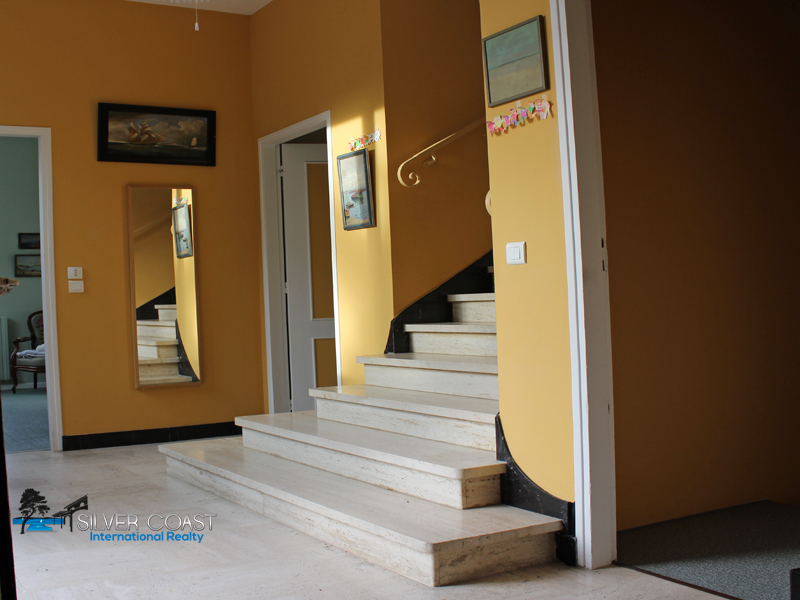 villa arcachon pereire escalier ancien