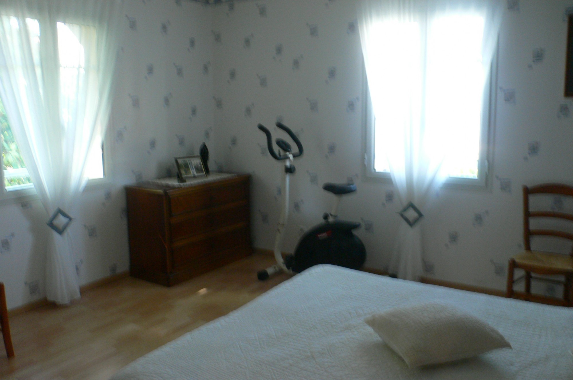 chambre dans maison de ville arcachon