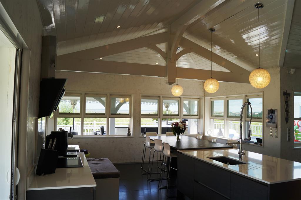 villa au bord du bassin d'arcachon à vendre