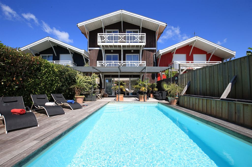 VILLA DE STANDING A VENDRE AVEC PISCINE LA TESTE DE BUCH