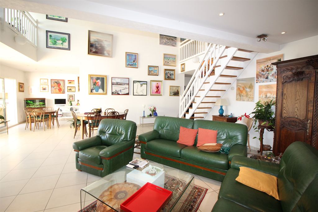 VILLA RECENTE A VENDRE EN EXCLUSIVITE LA TESTE DE BUCH