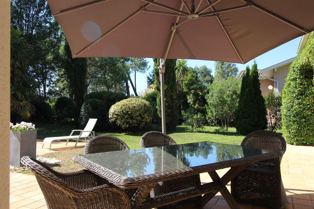 ACHETER UNE VILLA D'ARCHITECTE AU GOLF DE GUJAN MESTRAS