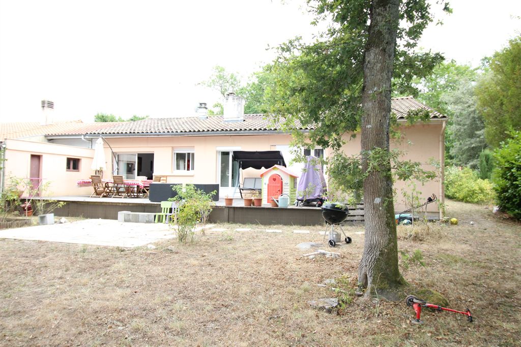 SAINT AUBIN DE MEDOC VILLA DE PLAIN PIED A VENDRE