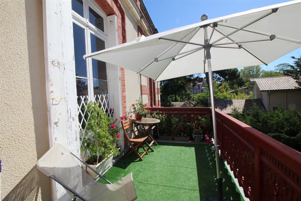 Appartement d'exception dans une villa à vendre ARCACHON VILLE D'HIVER