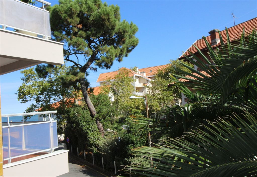 APPARTEMENT T3 A VENDRE ARCACHON LA CHAPELLE A 50m de la plage