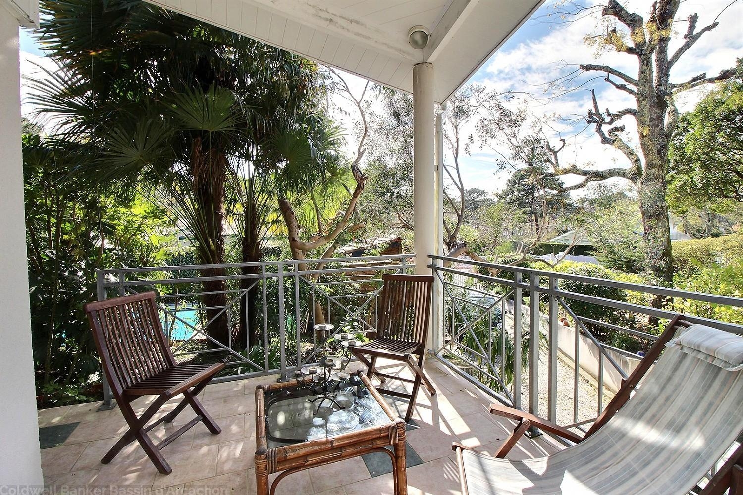 Villa d'architecte récente et moderne à vendre arcachon abatilles