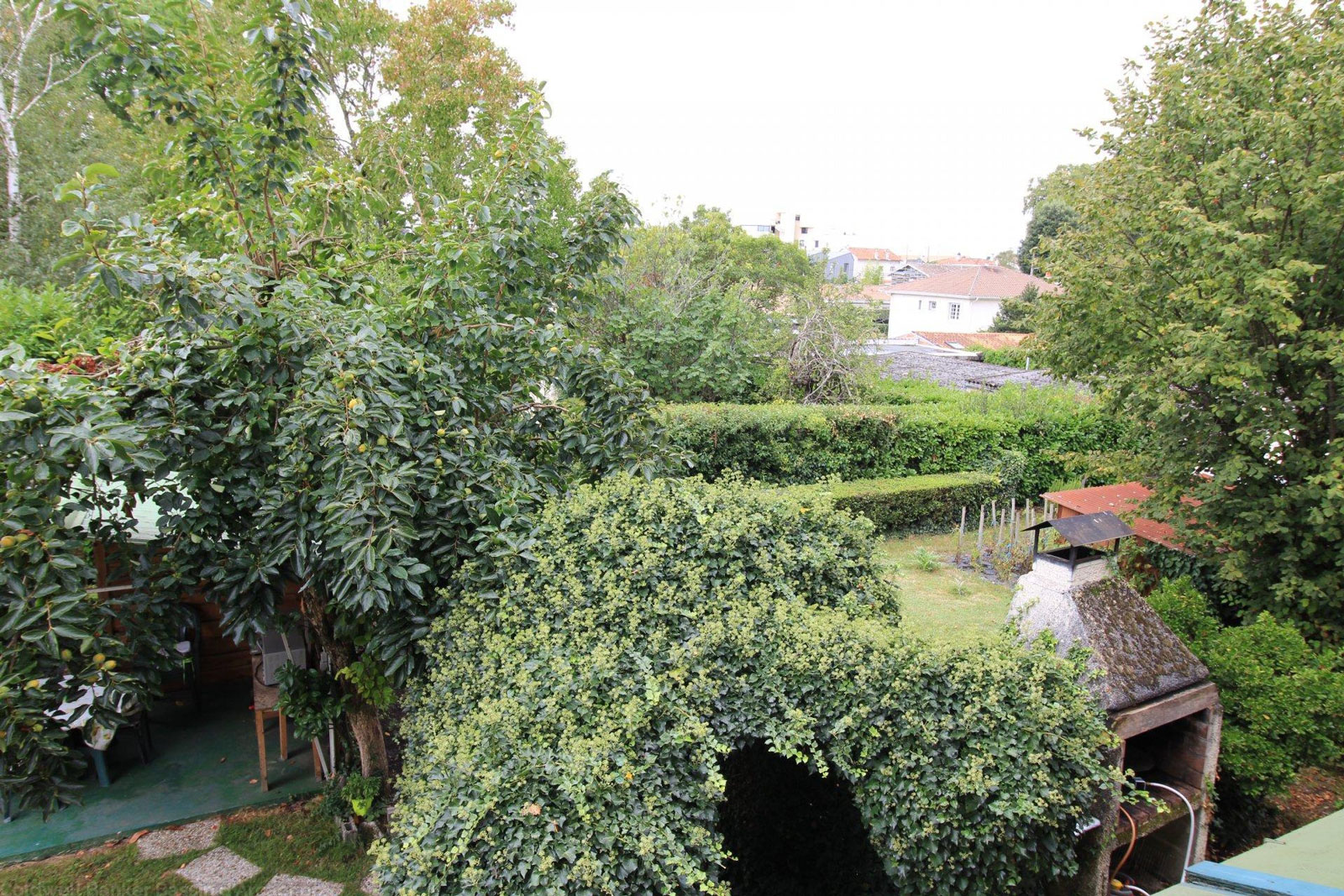 Maison plus 250 m2 avec terrain piscinable a vendre bordeaux cauderan