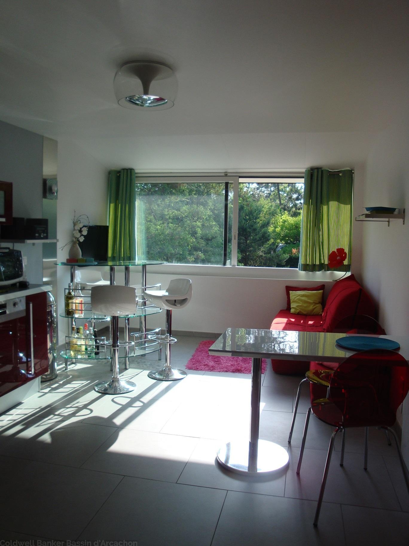 Location appartement 1 chambre entièrement rénové dans résidence privée avec piscine - Cap-Ferret
