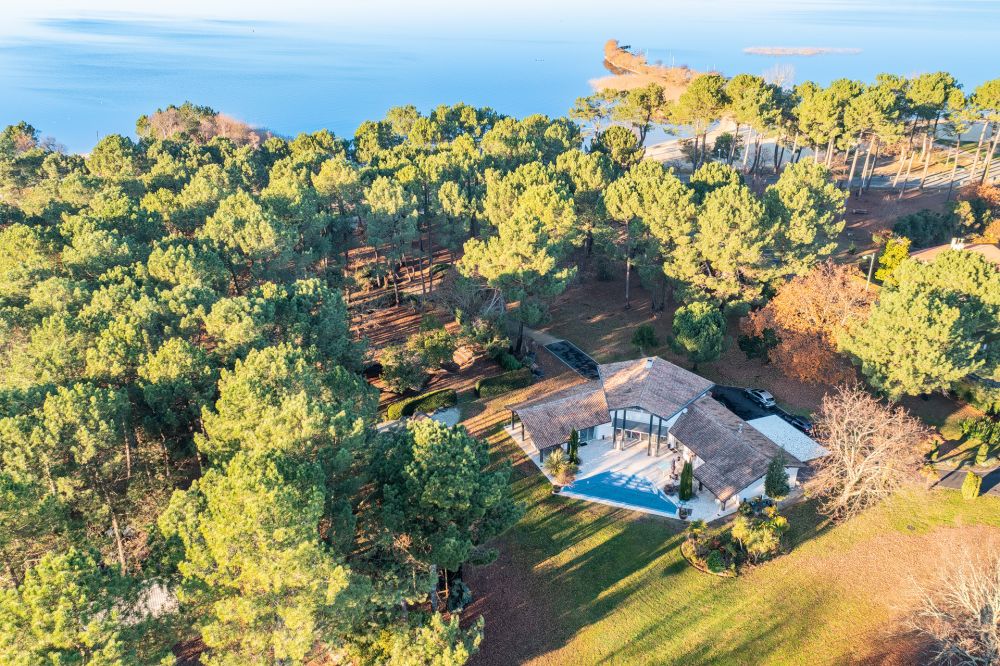 j'aimerai Propriété familiale d'exception à vendre au bord du lac SANGUINET