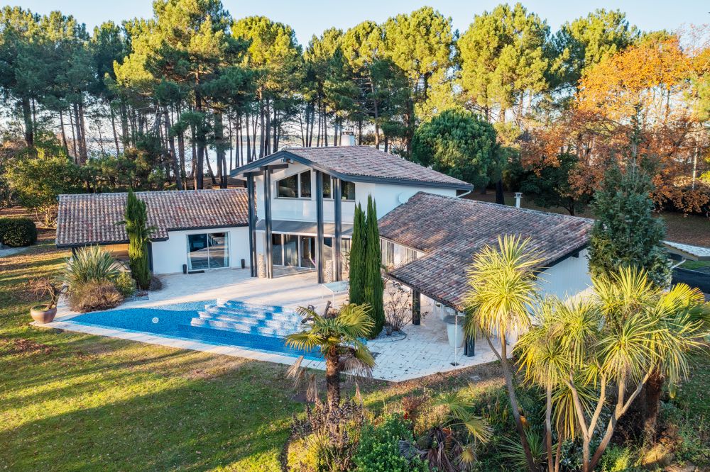 recherche Propriété familiale d'exception à vendre au bord du lac SANGUINET