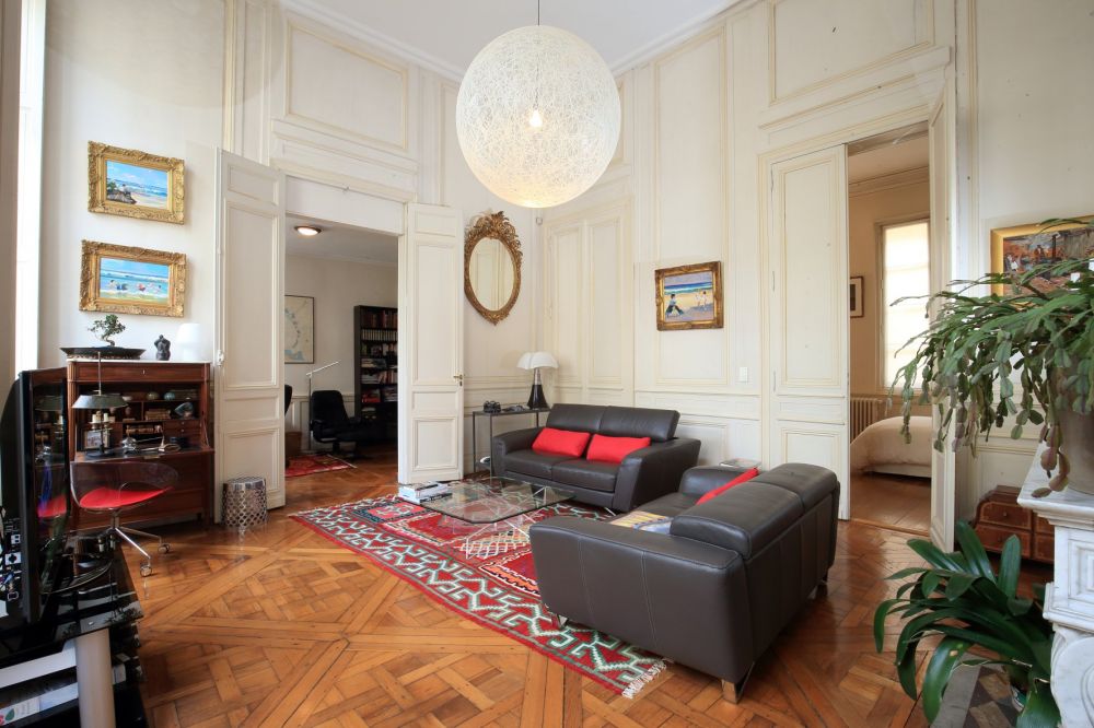 Achat appartement de prestige BORDEAUX Triangle d'or proche du grand théâtre