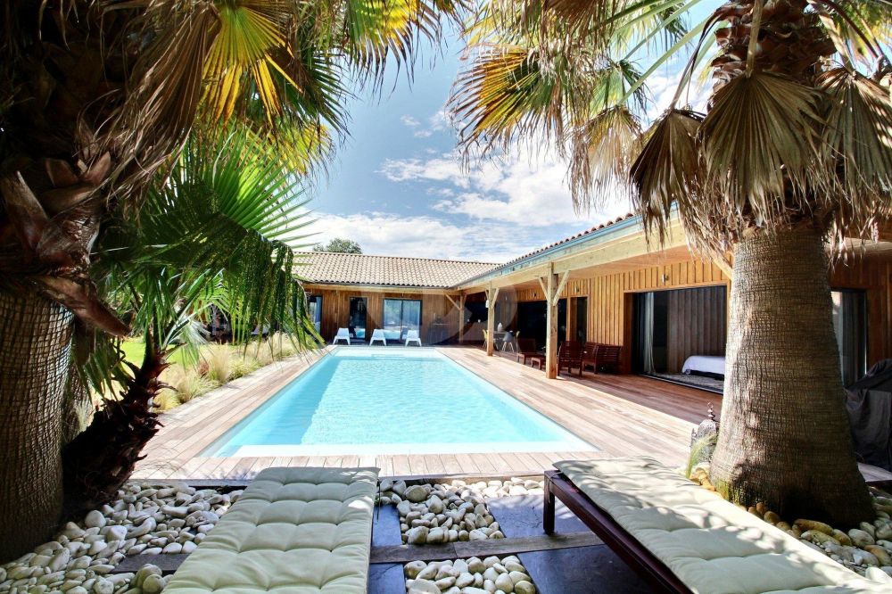 Superbe villa bois typique du bassin avec piscine à vendre GUJAN MESTRAS