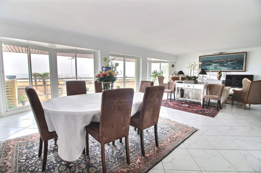 Recherche spacieux appartement vue mer ARCACHON