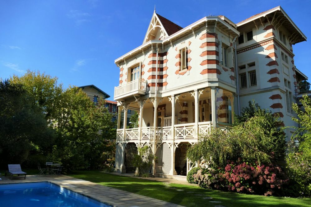 Villa arcachonnaise fin 19e siècle à vendre ARCACHON VILLE D'HIVER