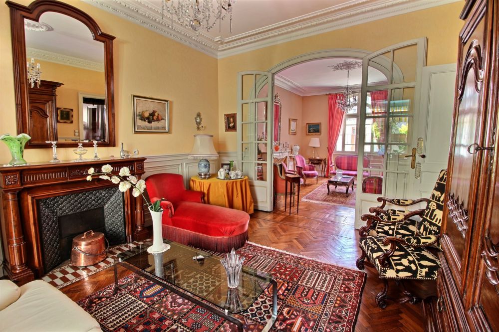 Recherche magnifique maison typique BORDEAUX