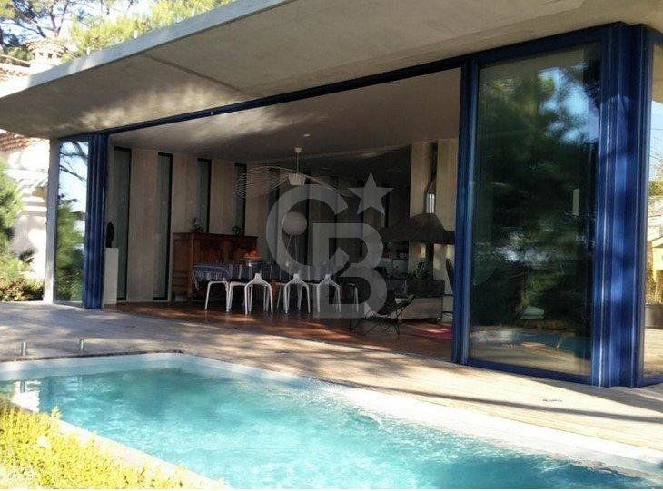 Achat d'une Villa contemporaine avec piscine en 1ère ligne à ANDERNOS-LES-BAINS