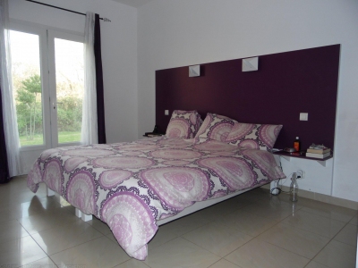 Vente villa contemporaine avec piscine proche commodités et transports LORMONT