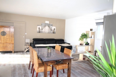 Belle propriété avec piscine à vendre près de Bordeaux PESSAC 