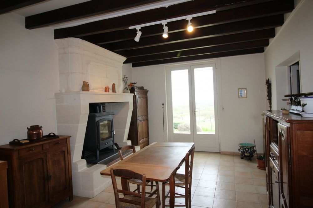 Maison en pierre de type longère à vendre en Gironde SAILLANS PROCHE LIBOURNE