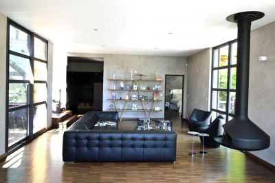 Villa moderne familiale à vendre à Bordeaux proche aéroport Merignac 