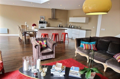 A vendre maison familiale moderne au centre de la teste de buch