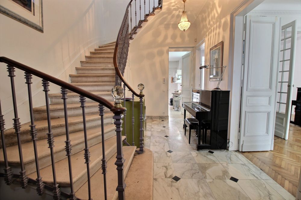 Recherche très grande maison 7 chambres à bordeaux