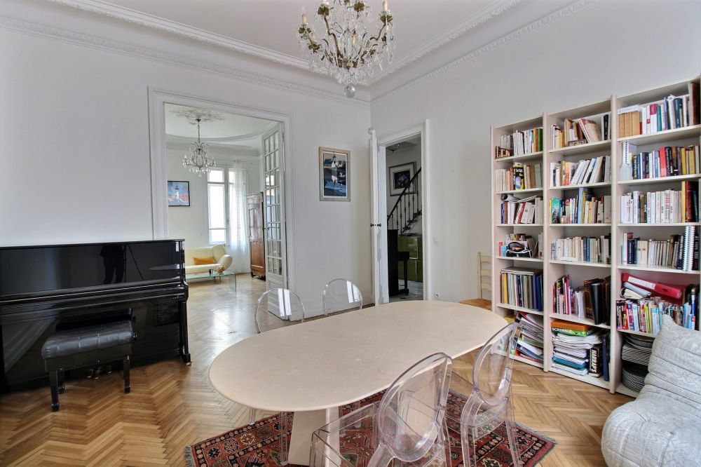 hôtel particulier à vendre à bordeaux saint genès