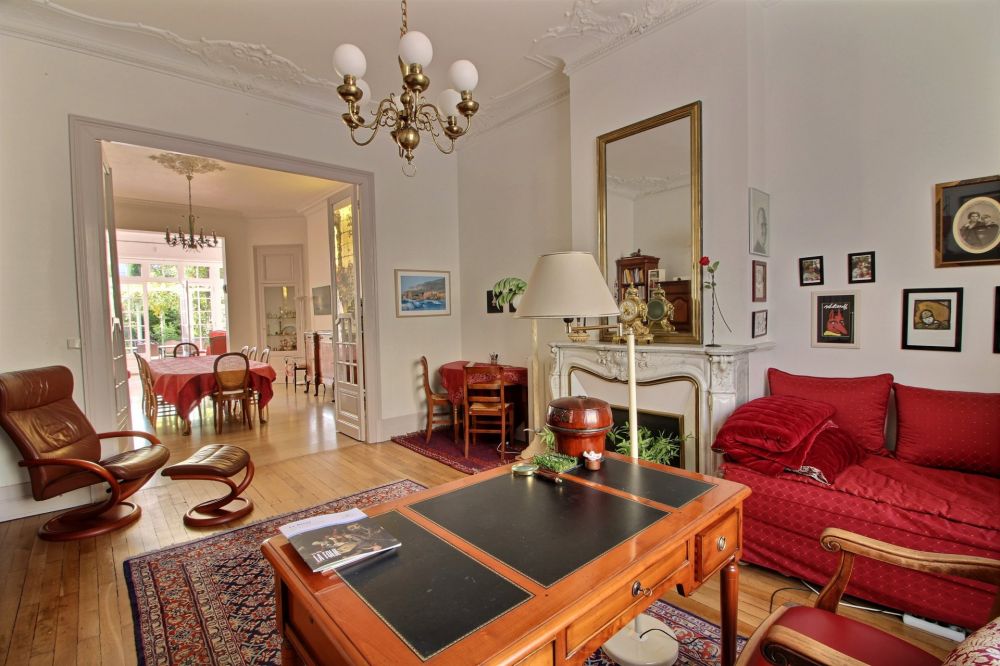Belle maison bourgeoise en pierre à vendre proche CHU BORDEAUX PARC LESCURE 
