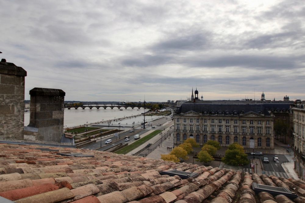 Exceptionnel appartement de prestige avec vue Garonne et roof top à vendre BORDEAUX CENTRE