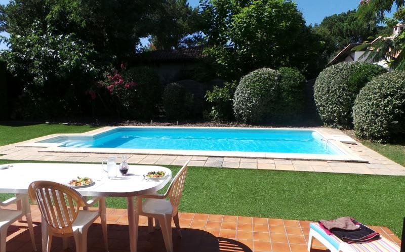 Vente villa traditionnelle de plain-pied dans une résidence privée proche plage PYLA SUR MER