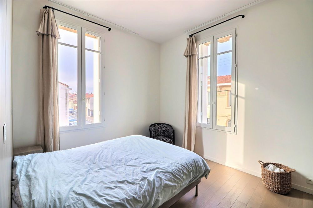 maison à vendre dans le coeur de bordeaux, piscine, chambre