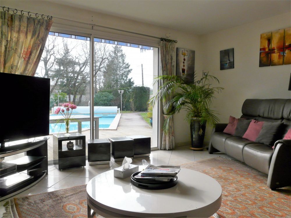 Recherche villa avec piscine proche plages et port Cassy LANTON