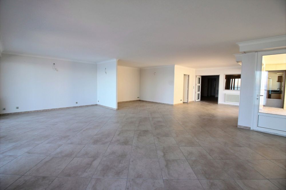 Acheter magnifique appartement lumineux de grand standing avec terrasses en première ligne à ARCACHON