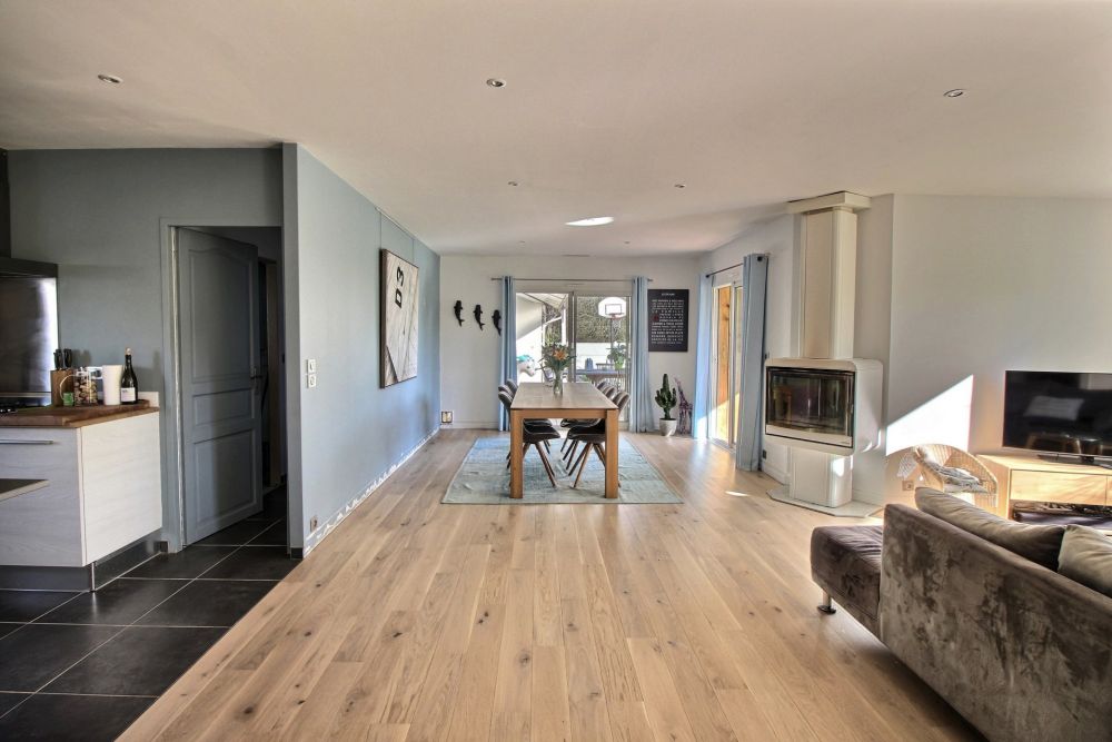 Vaste maison contemporaine avec piscine à vendre La Teste de Buch