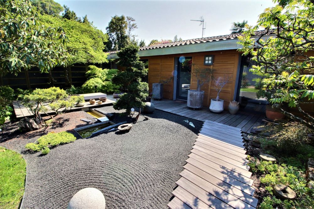 Maison bordelaise à vendre avec jardin zen