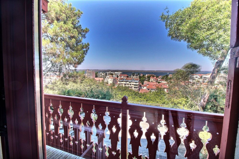 Maison en bord de mer avec dépendances à vendre