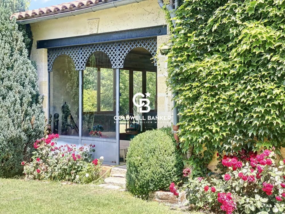 Propriété d'exception du 18ème avec domaine arboré Le Barp