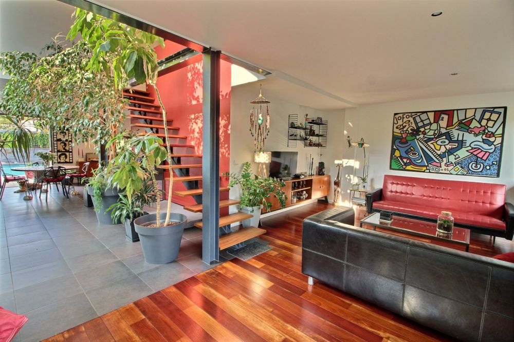 Maison avec piscine 5 chambres à vendre à pessac centre