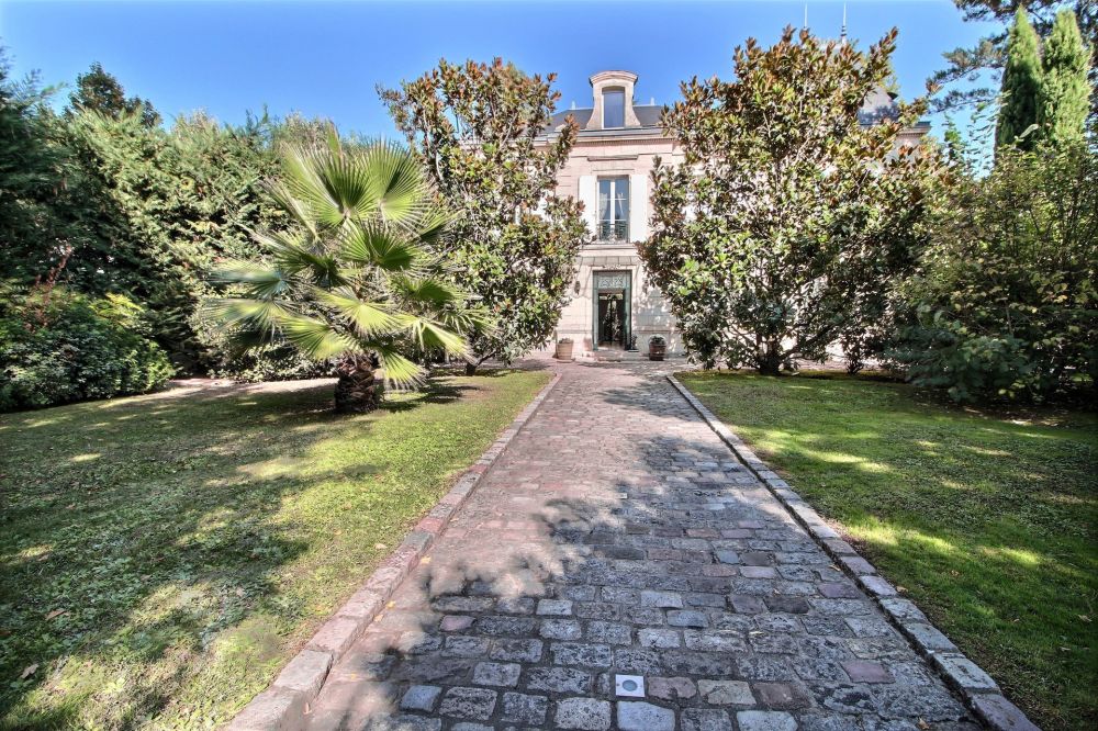 demeure de prestige à vendre au bouscat